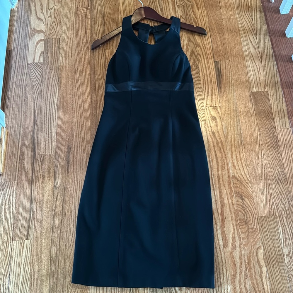 Lovely dress!!